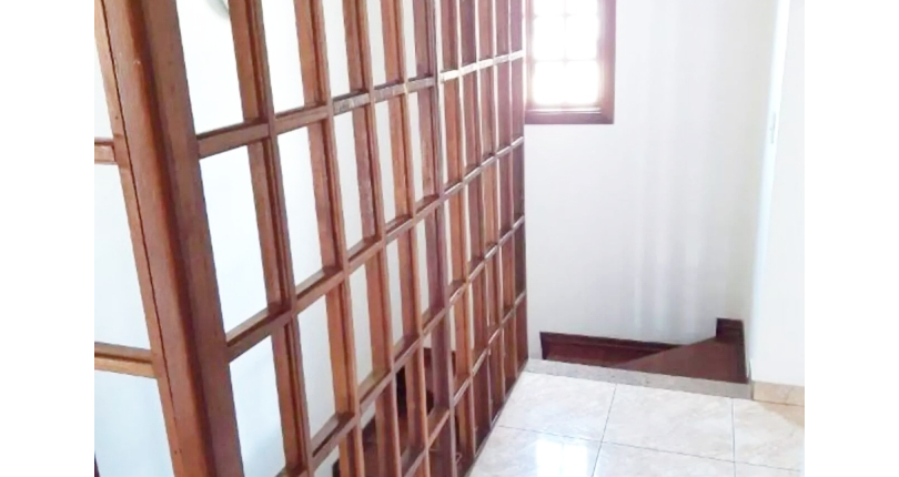 Sobrado à venda no Bairro da Cidade D'Abril na Rua Dianora