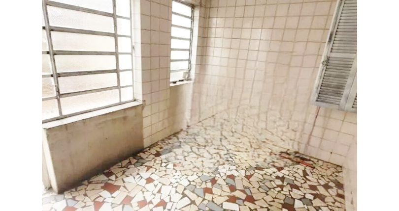 Terreno à venda no Bairro da Vila Santa Edwiges na Rua Agamenon Magalhães