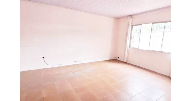 Terreno à venda no Bairro da Vila Santa Edwiges na Rua Agamenon Magalhães