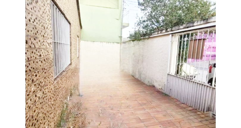 Terreno à venda Rua Agamenon Magalhães, Vila Santa Edwiges - Imóveis à Venda