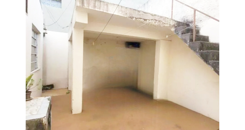 Terreno à venda no Bairro da Vila Santa Edwiges na Rua Agamenon Magalhães