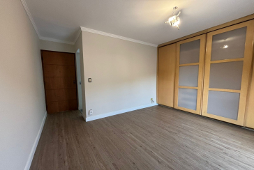 Belo Sobrado à venda no Bairro da Vila Albertina na Rua Antônio Pires