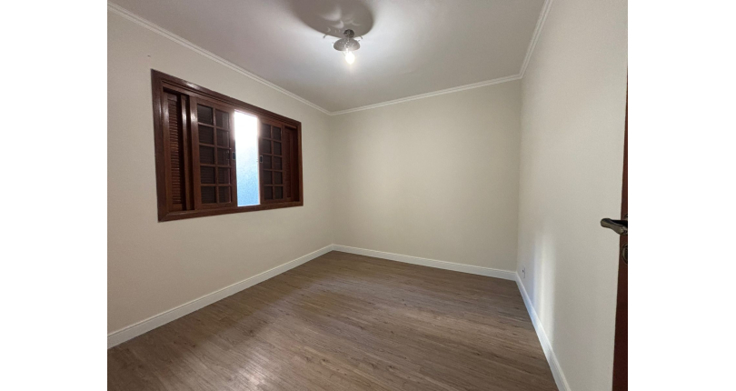 Belo Sobrado à venda no Bairro da Vila Albertina na Rua Antônio Pires