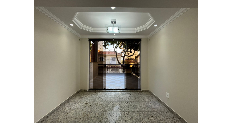 Belo Sobrado à venda no Bairro da Vila Albertina na Rua Antônio Pires