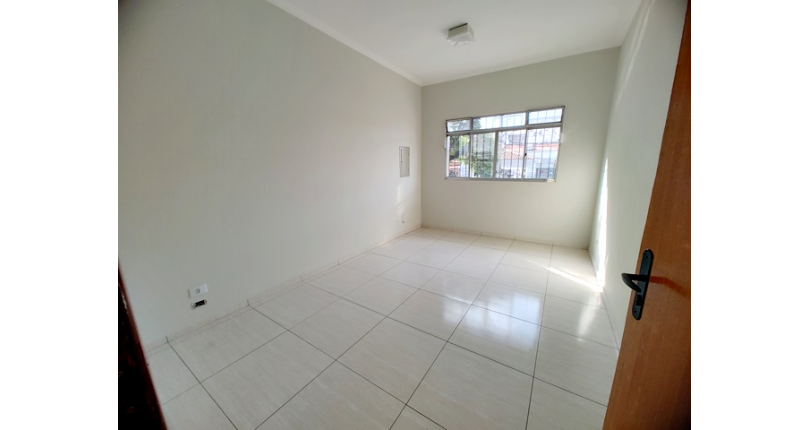  Imóvel Comercial à venda no Bairro do Jardim Santo Elias na Rua Durval Fernandes Chaves, 