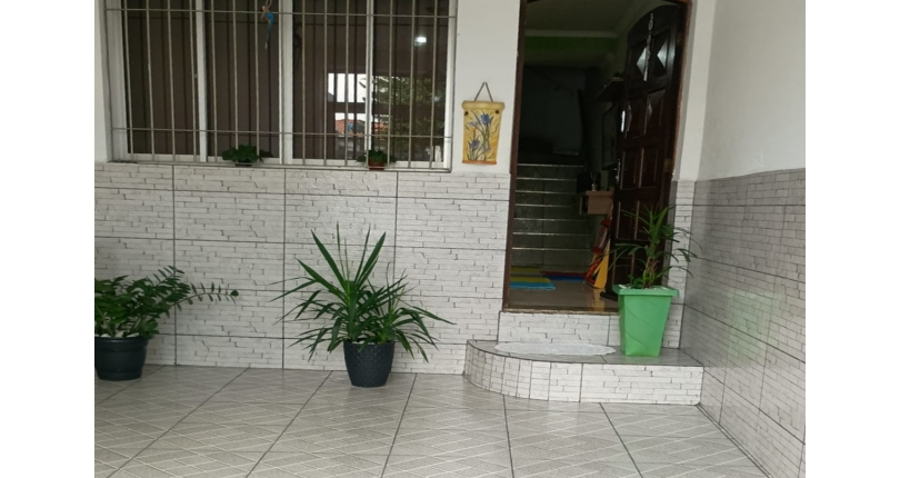 Bom Sobrado à venda no Bairro da Vila Nova Parada na Rua Ângelo Gayoto