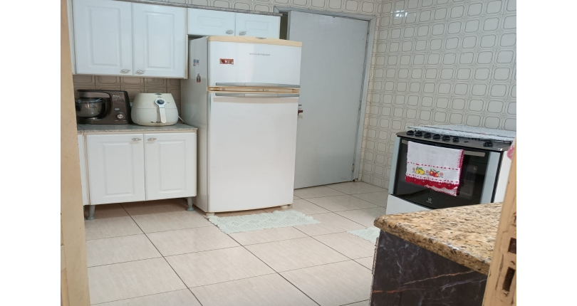 Bom Sobrado à venda no Bairro da Vila Nova Parada na Rua Ângelo Gayoto