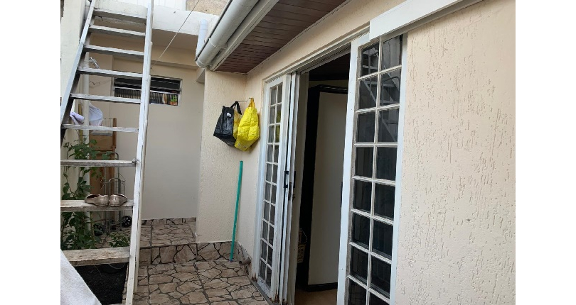 Casa à venda no Bairro do Jardim Santo Elias na Rua Sandoval Ferreira Cabral