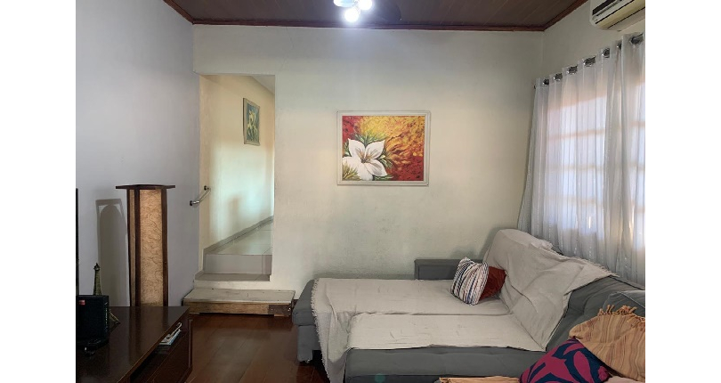 Casa à venda no Bairro do Jardim Santo Elias na Rua Sandoval Ferreira Cabral