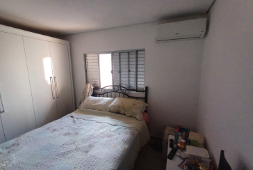  Sobrado à venda no Bairro do Jardim Mangalot na Rua Ramon Falcão,