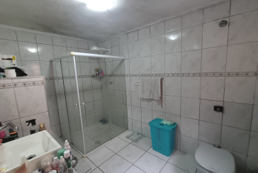  Sobrado à venda no Bairro do Jardim Mangalot na Rua Ramon Falcão,