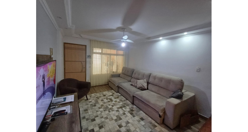  Sobrado à venda no Bairro do Jardim Mangalot na Rua Ramon Falcão,