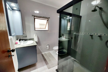 Sobrado à venda no Bairro do Conjunto Residencial Vista Verde na Rua Doutor Fernando de Oliveira Simões,