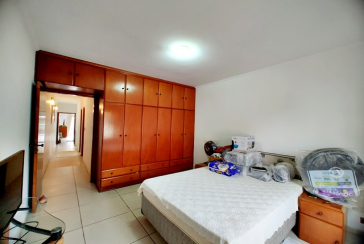 Sobrado à venda no Bairro do Conjunto Residencial Vista Verde na Rua Doutor Fernando de Oliveira Simões,