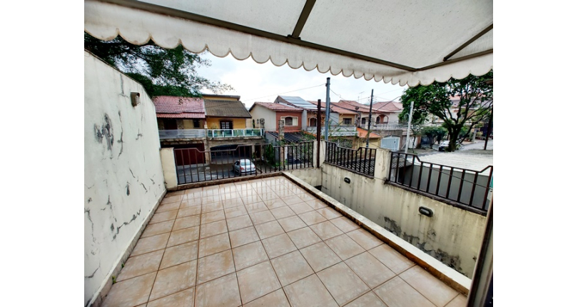 Sobrado à venda no Bairro do Conjunto Residencial Vista Verde na Rua Doutor Fernando de Oliveira Simões,