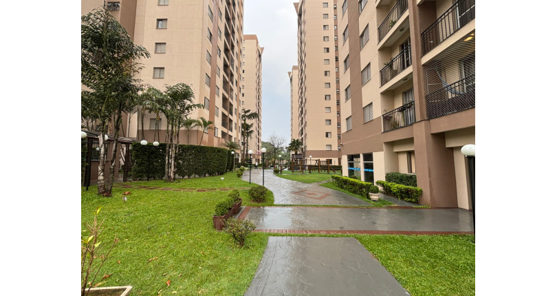 Lindo Apartamento à venda no Bairro do Parque São Domingos na Avenida do Anastácio 2409, no Condomínio Montana Gardens 