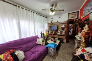 Casa à venda no Bairro do Jardim Santo Elias na Rua Pedro de Lucena Pereira