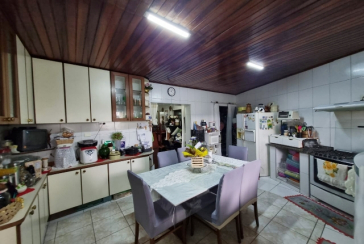 Casa à venda no Bairro do Jardim Santo Elias na Rua Pedro de Lucena Pereira