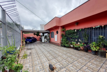 Casa à venda no Bairro do Jardim Santo Elias na Rua Pedro de Lucena Pereira