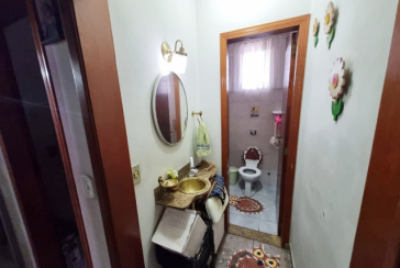 Casa à venda no Bairro do Jardim Santo Elias na Rua Pedro de Lucena Pereira