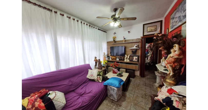 Casa à venda no Bairro do Jardim Santo Elias na Rua Pedro de Lucena Pereira