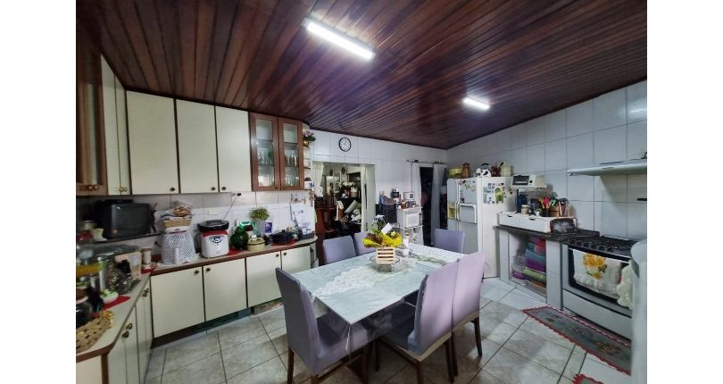 Casa à venda no Bairro do Jardim Santo Elias na Rua Pedro de Lucena Pereira