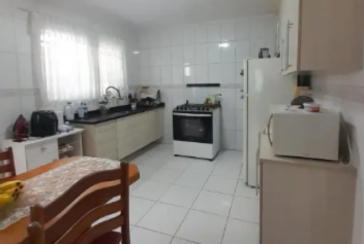 Oportunidade de Sobrado à venda no Bairro da Vila Clarice na Rua Major João Joaquim Braga