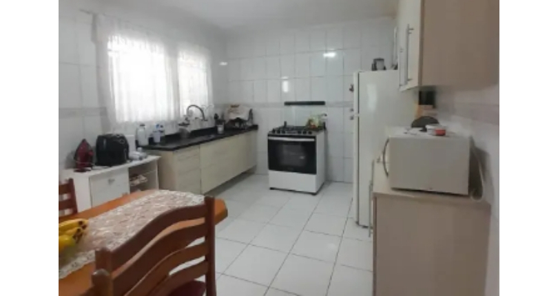 Oportunidade de Sobrado à venda no Bairro da Vila Clarice na Rua Major João Joaquim Braga