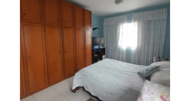 Oportunidade de Sobrado à venda no Bairro da Vila Clarice na Rua Major João Joaquim Braga