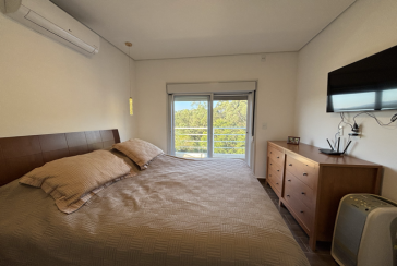 Bela Casa à venda no Loteamento Itatiba Country Club na Rua José Consoline