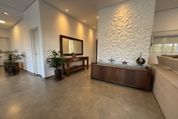 Bela Casa à venda no Loteamento Itatiba Country Club na Rua José Consoline