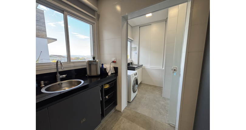 Bela Casa à venda no Loteamento Itatiba Country Club na Rua José Consoline