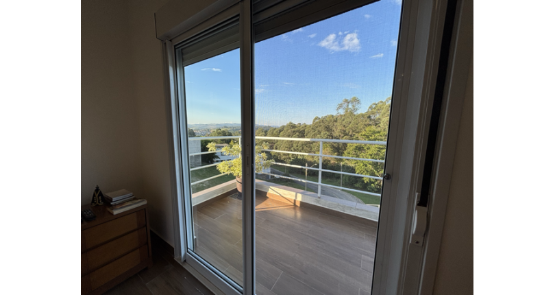 Bela Casa à venda no Loteamento Itatiba Country Club na Rua José Consoline