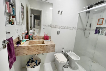 Bela Casa assobradada à venda no Bairro do Parque São Domingos na Rua Professora Altina Maynardi de Araújo, 