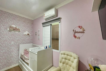 Bela Casa assobradada à venda no Bairro do Parque São Domingos na Rua Professora Altina Maynardi de Araújo, 