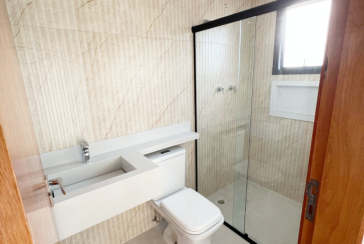 Belíssimo Sobrado novo à venda no Bairro do Parque Maria Domitila na Rua Domingos de Magalhães 80