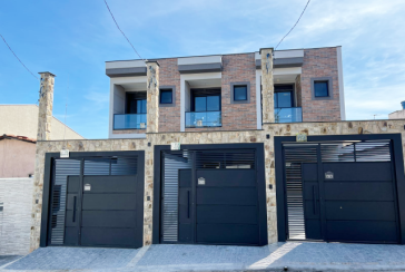 Belíssimo Sobrado novo à venda no Bairro do Parque Maria Domitila na Rua Domingos de Magalhães 80