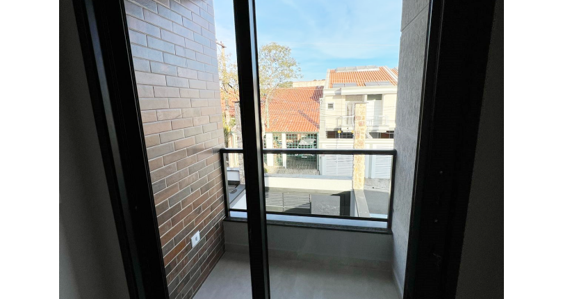 Belíssimo Sobrado novo à venda no Bairro do Parque Maria Domitila na Rua Domingos de Magalhães 80