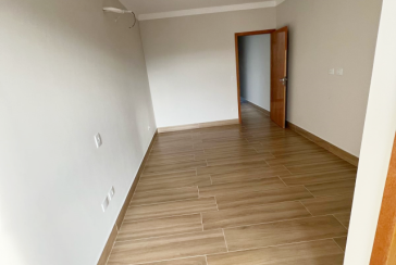 Belíssimo Sobrado novo à venda no Bairro do Parque Maria Domitila na Rua Domingos de Magalhães 78,