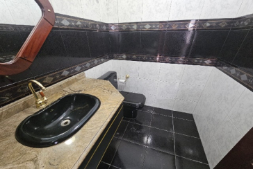 Belo Sobrado à venda no Bairro do Jardim Regina na Rua Maria Pereira Pinto,