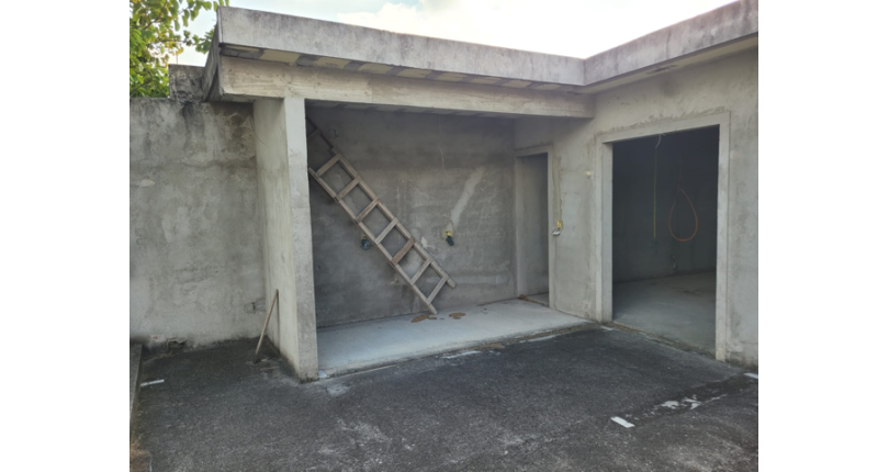 Sobrado à venda no Bairro da Vila Menck na Rua Santo André,