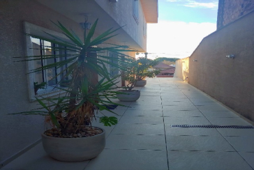 Belo Sobrado à venda no Bairro da Vila dos Remédios na Rua Lopo Homem 56