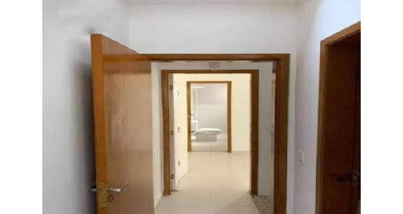 Belo Sobrado à venda no Bairro da Vila dos Remédios na Rua Lopo Homem 56