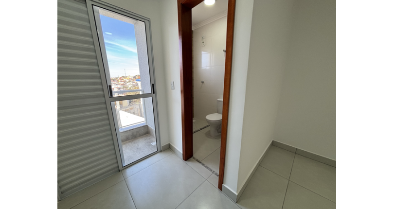 Belo Sobrado novo à venda no Bairro do Jardim Líbano na Rua Professor Araújo Coelho 393