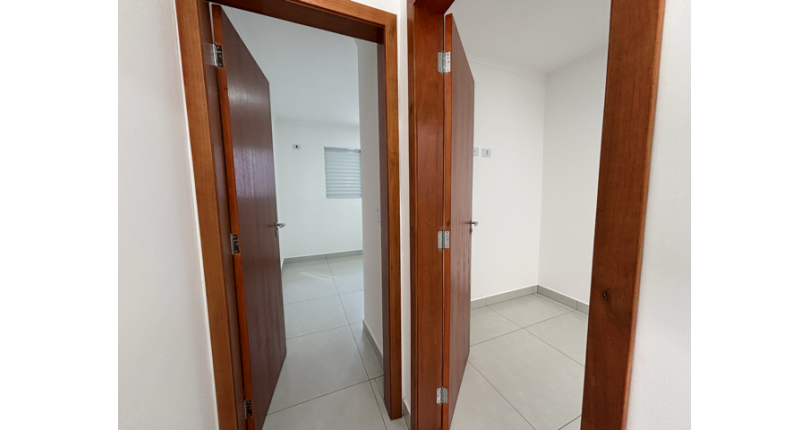 Belo Sobrado novo à venda no Bairro do Jardim Líbano na Rua Professor Araújo Coelho 393