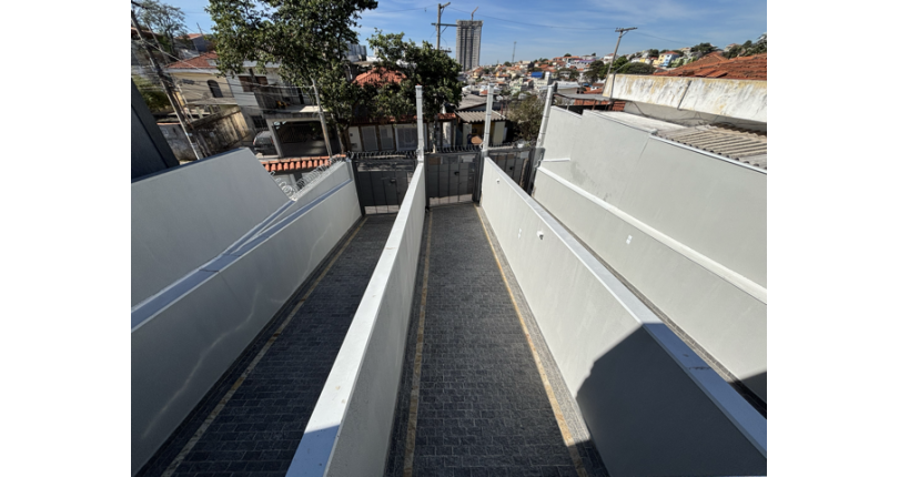 Belo Sobrado novo à venda no Bairro do Jardim Líbano na Rua Professor Araújo Coelho 393