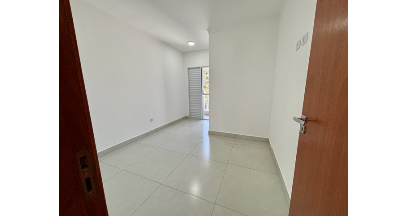 Belo Sobrado novo à venda no Bairro do Jardim Líbano na Rua Professor Araújo Coelho 393