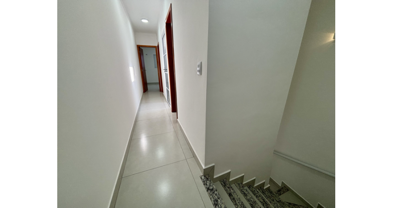 Belo Sobrado novo à venda no Bairro do Jardim Líbano na Rua Professor Araújo Coelho 393