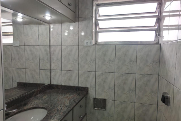 Belo Sobrado à venda no Bairro do Piqueri na Rua Maria Helena