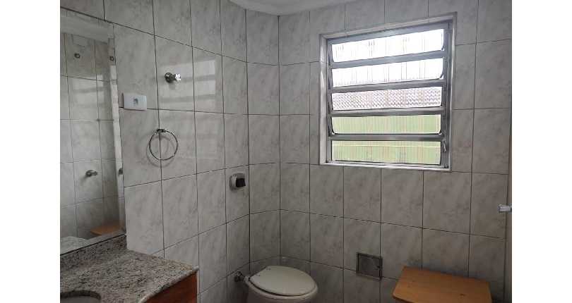 Belo Sobrado à venda no Bairro do Piqueri na Rua Maria Helena